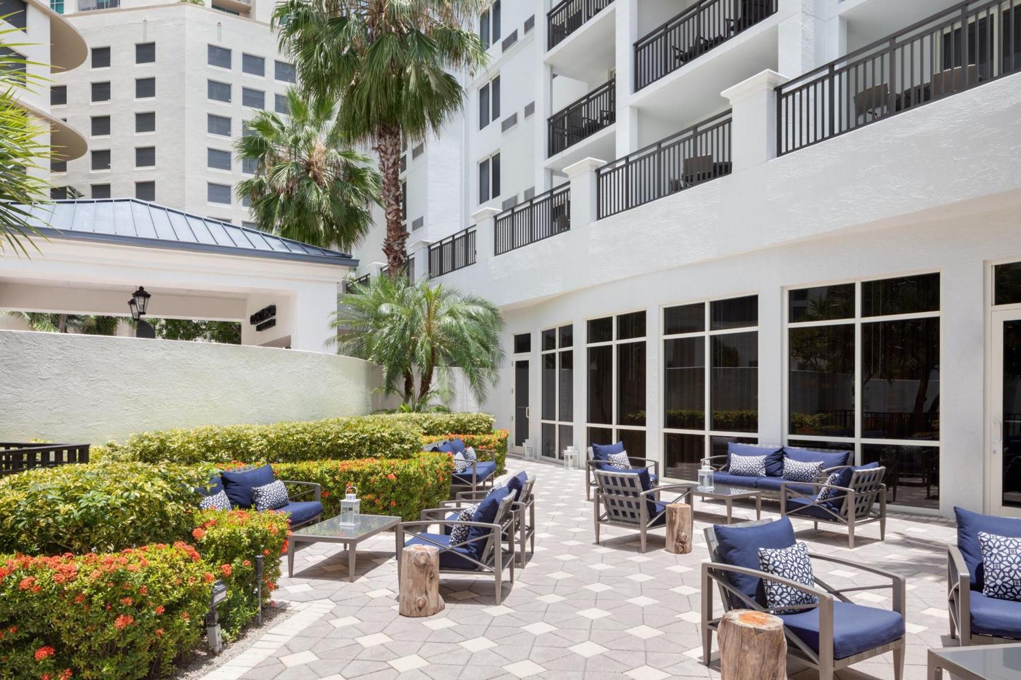 Courtyard Miami Dadeland Hotell Glenvar Heights Exteriör bild