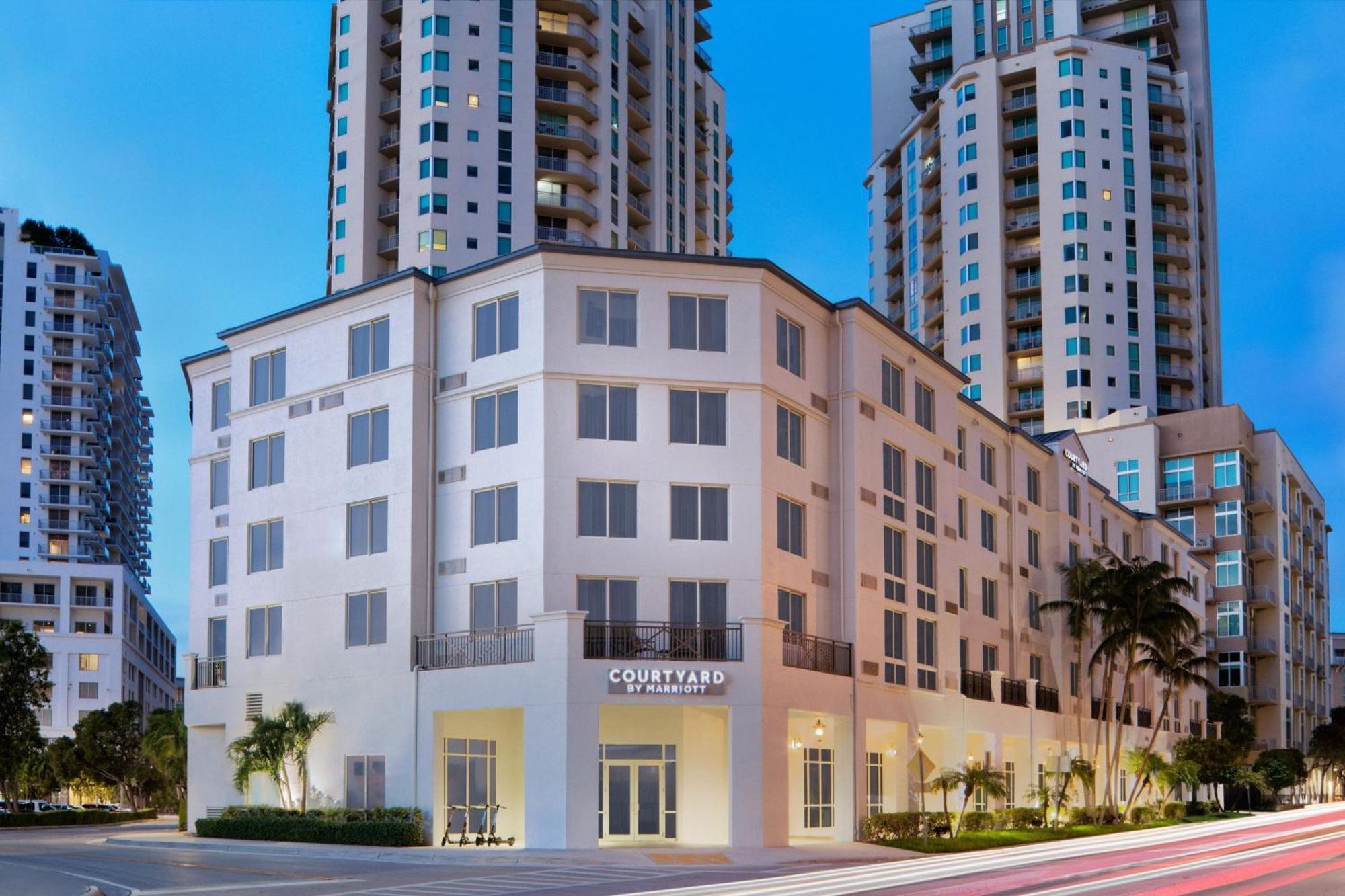 Courtyard Miami Dadeland Hotell Glenvar Heights Exteriör bild