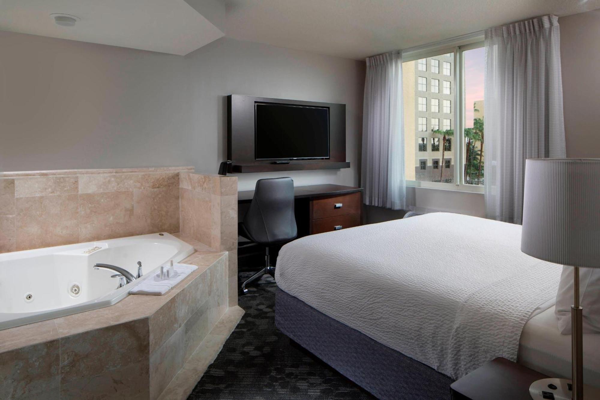 Courtyard Miami Dadeland Hotell Glenvar Heights Exteriör bild