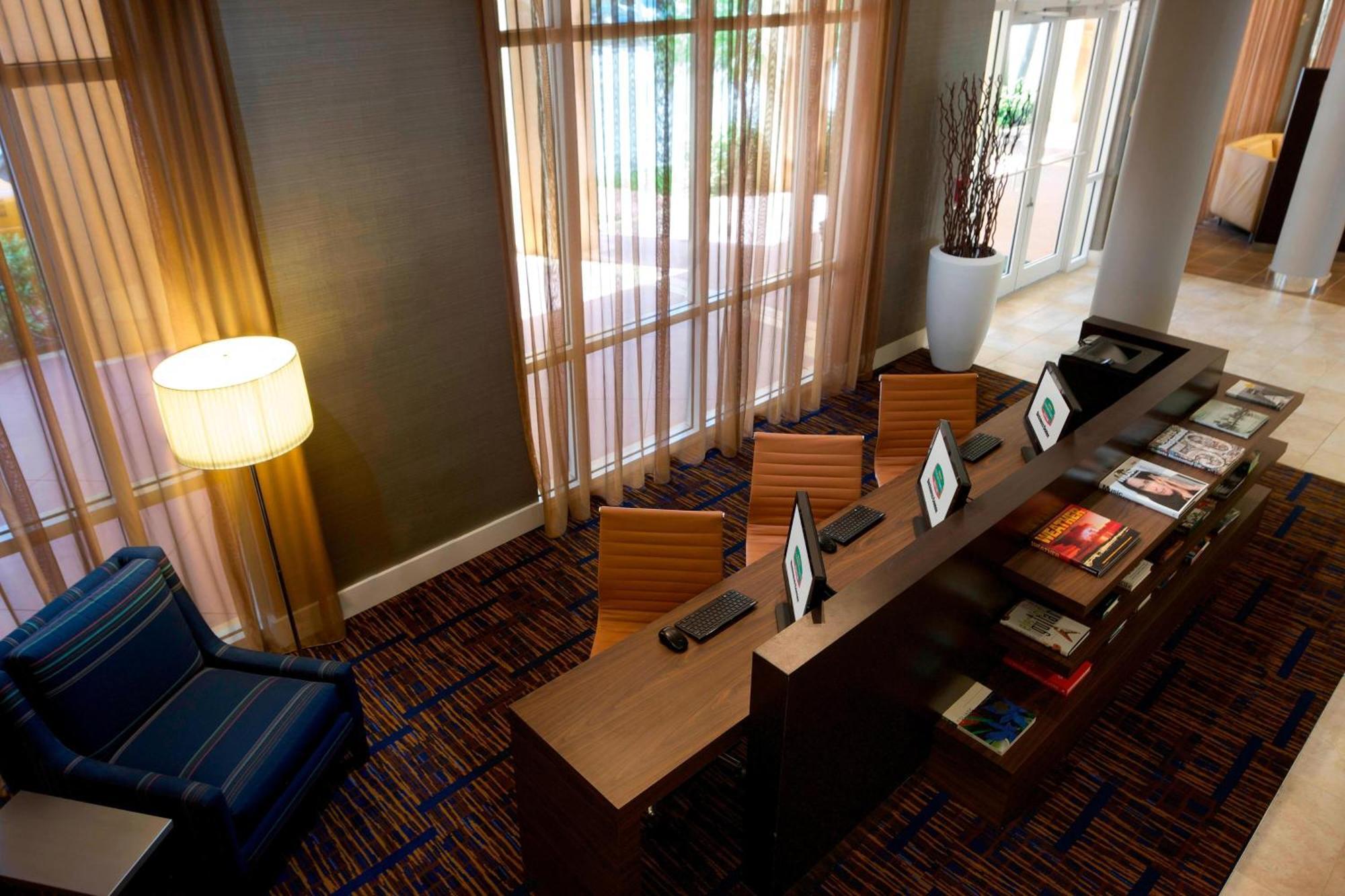Courtyard Miami Dadeland Hotell Glenvar Heights Exteriör bild